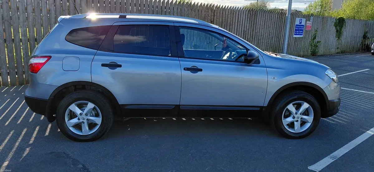 Nissan Qashqai+2 2012 - Image 2