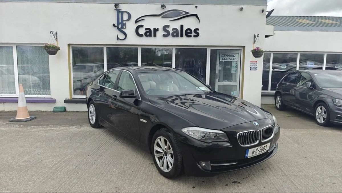 BMW 5-Series 520D SE - Image 1