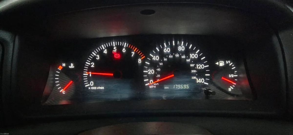 Toyota corolla - Image 3