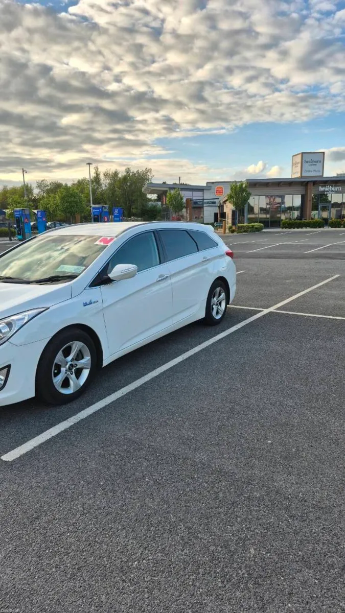 Hyundai i40 - Image 2