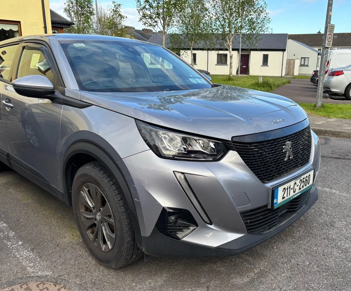 Peugeot 2008 - Image 1
