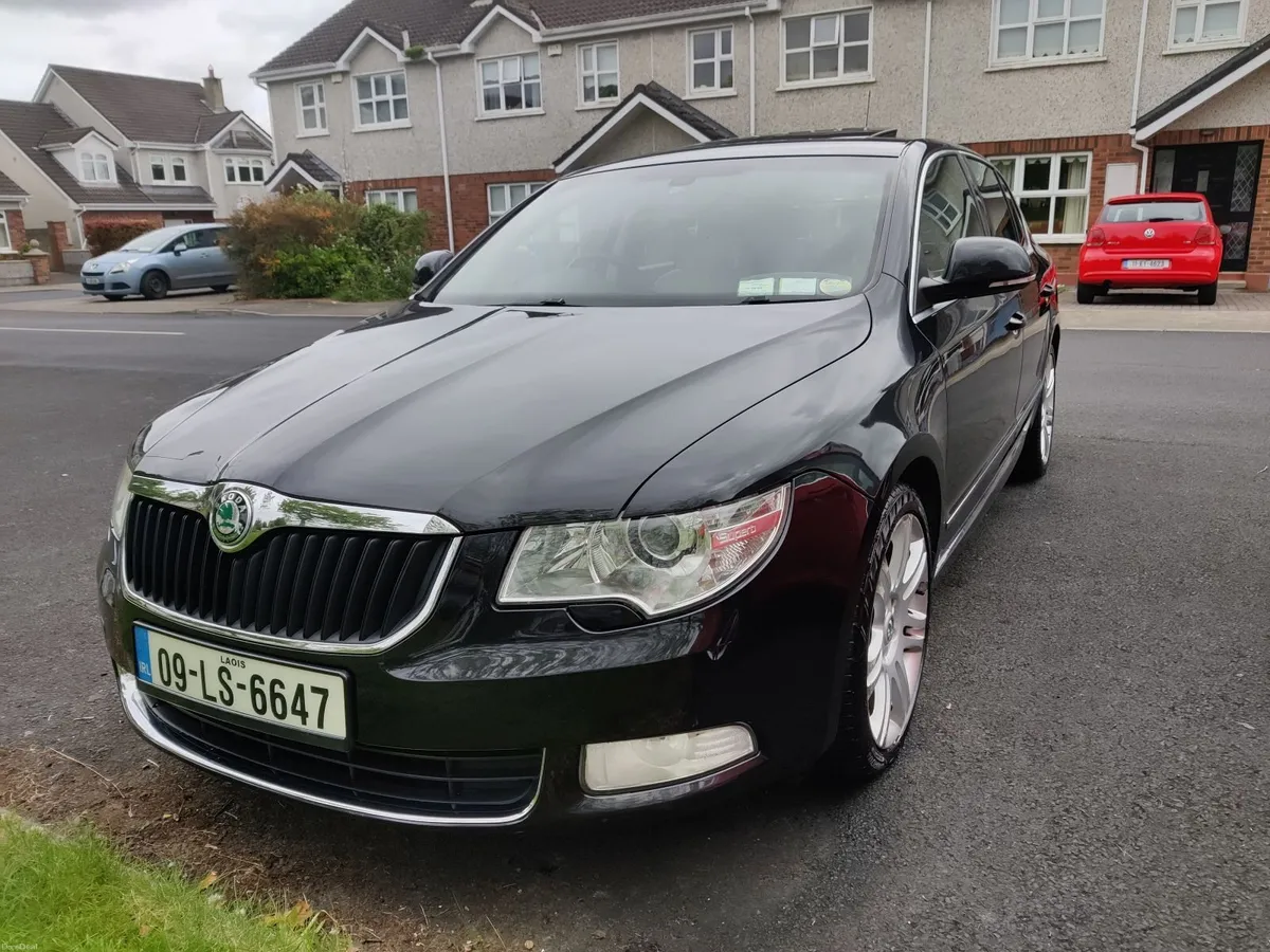 Skoda Superb 2009 - Image 2
