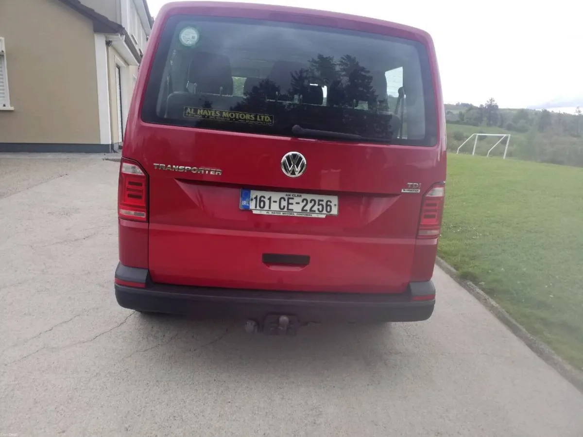 VW Transporter 9 Seater - Image 3