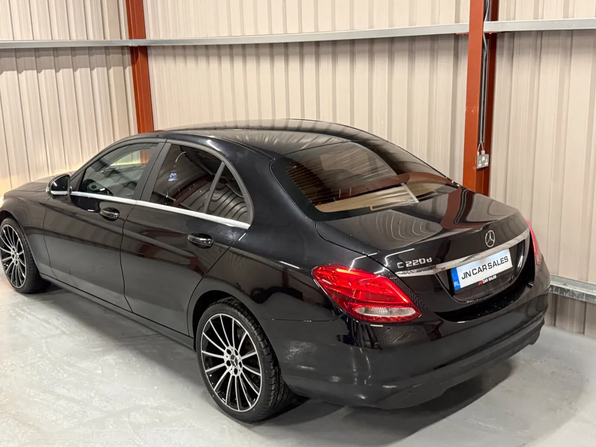 2017 Mercedes-Benz C220D - Image 4