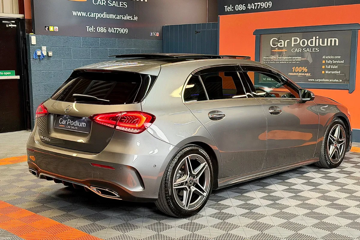 2019 Mercedes A-Class A200D AMG Premium+  LOW KMS - Image 3