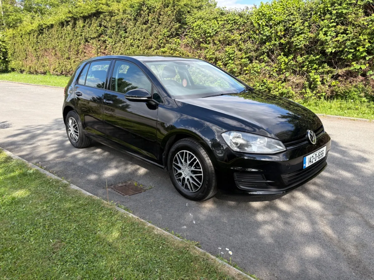 Volkswagen Golf TRENDLINE 1.2 TSI MANUAL 5SPEED 85 - Image 1