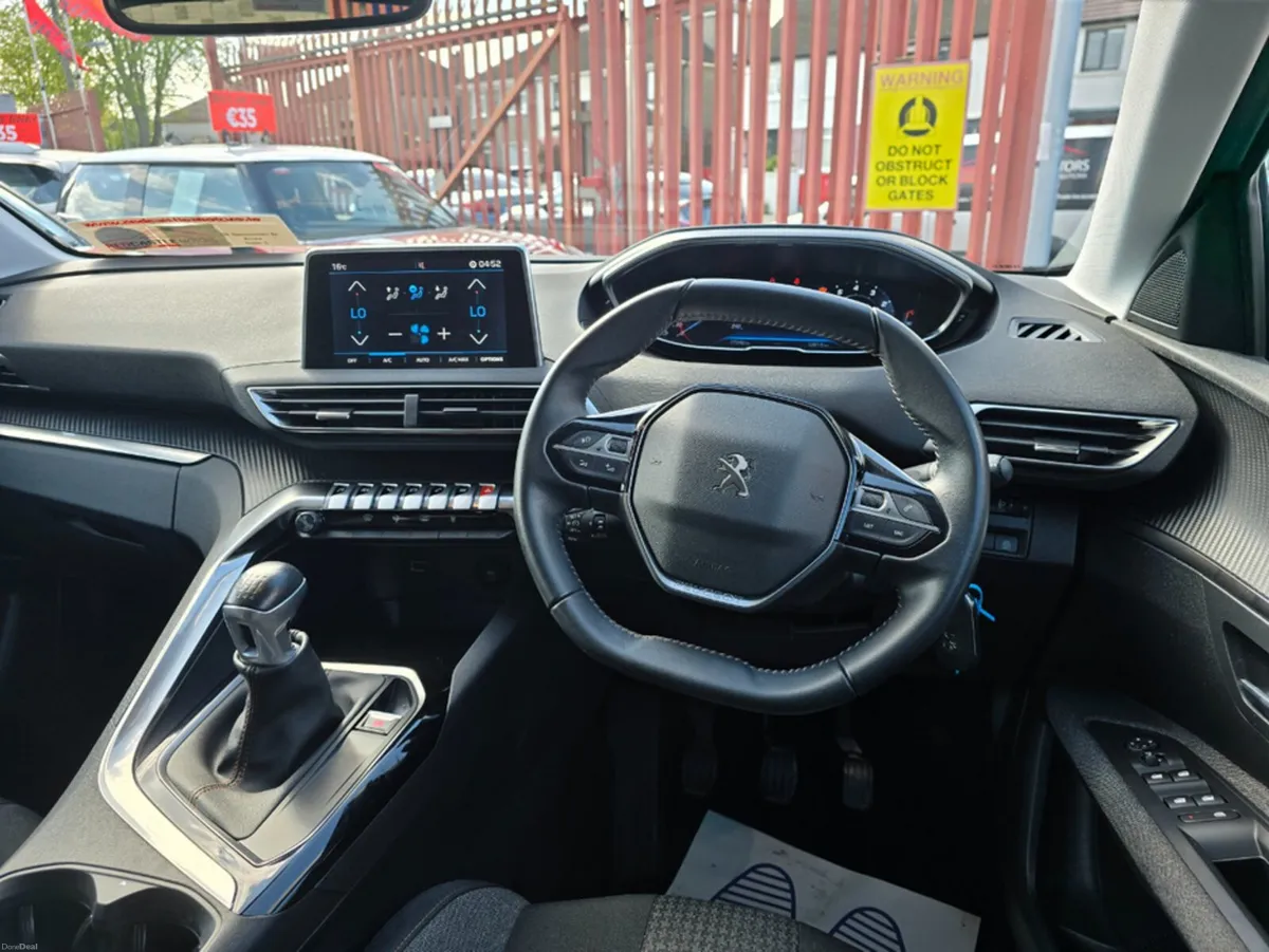 Peugeot 3008 ACTIVE 1.2 130 6.3 4DR - Image 6