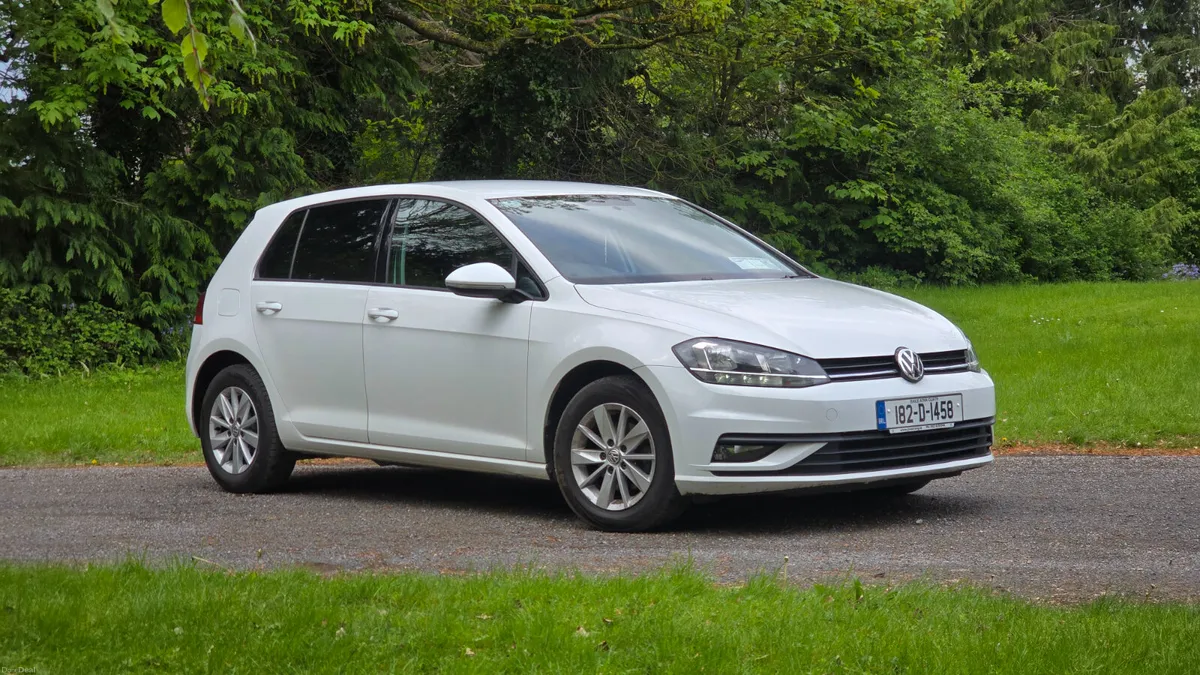 2018 Volkswagen Golf 1.6 TDI FL TRENDLINE - Image 2