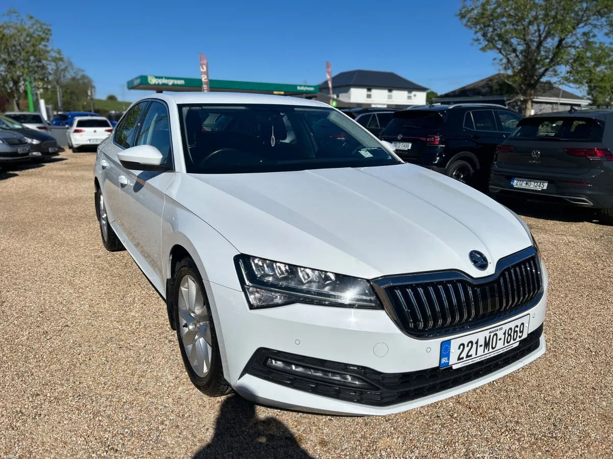 Skoda Superb SE 2.0 TDI - Image 1