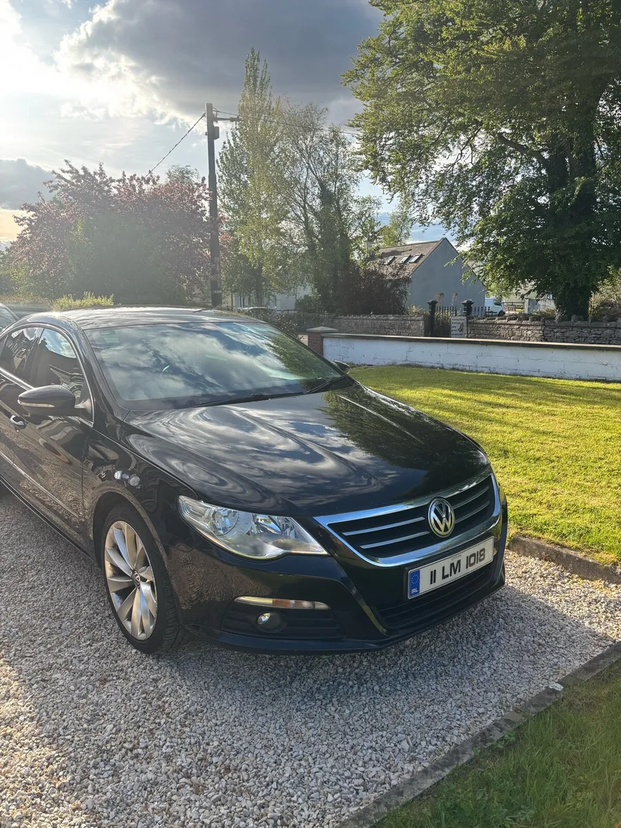 2011 Passat cc - Image 1