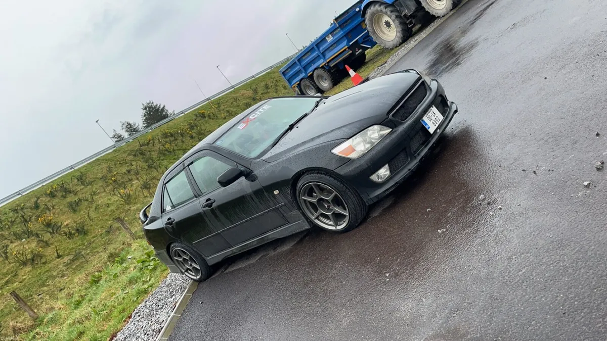 Lexus Is200 80k miles - Image 4