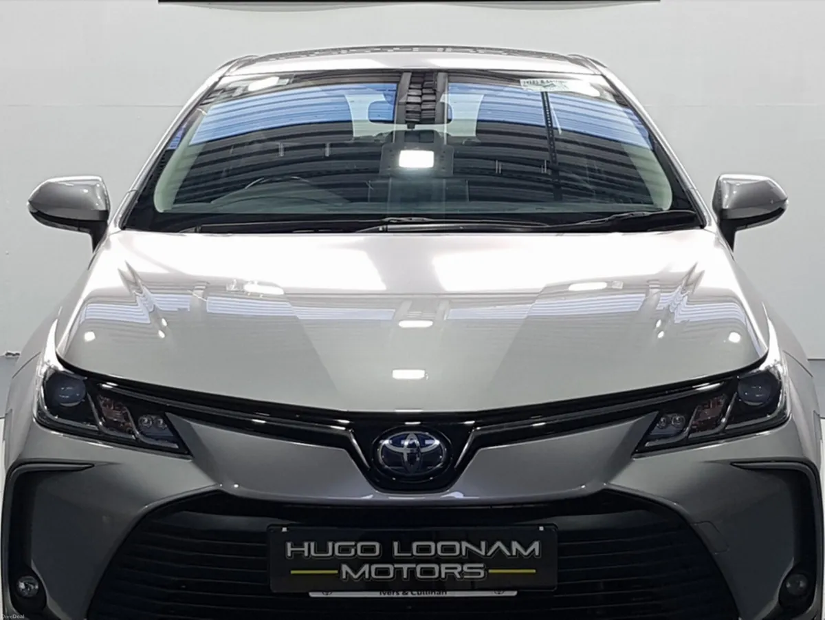 Toyota Corolla HYB LUNA SALOON 4DR AUTO - Image 3