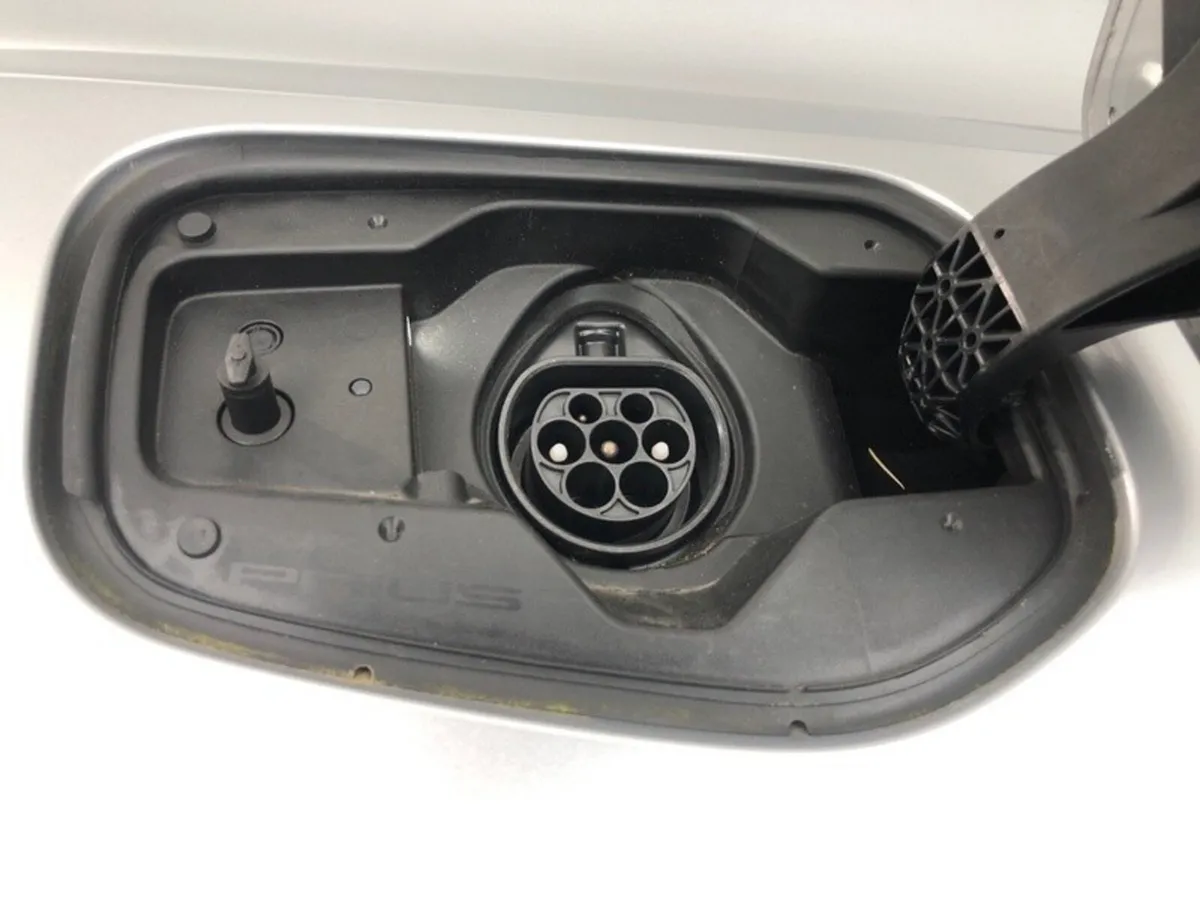 Toyota Prius PRIUS PHEV Irish Car - Image 6