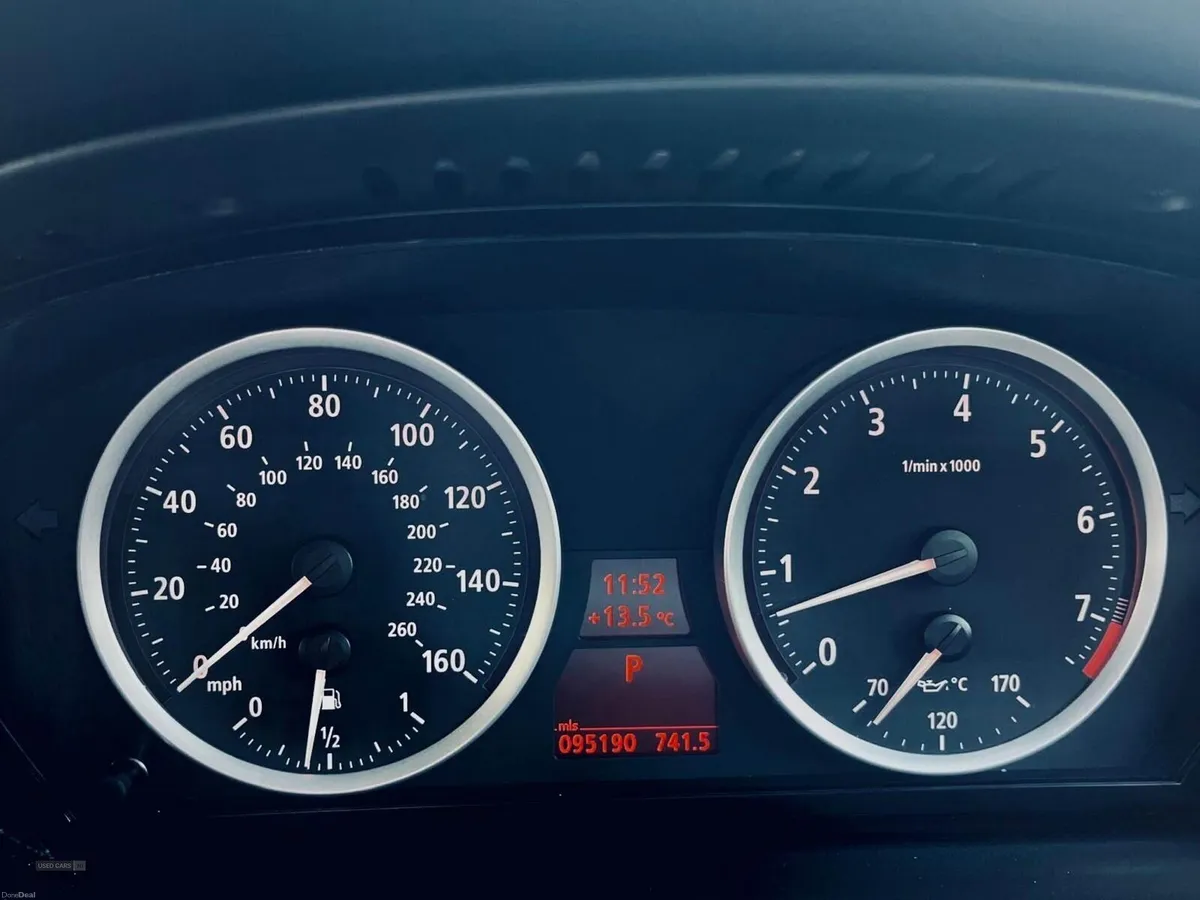 BMW 630i Sport 2dr auto convertible - Image 4
