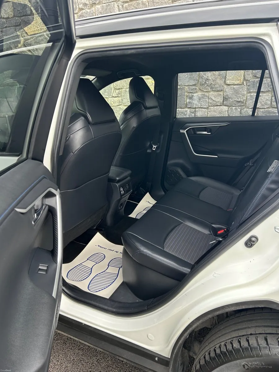 Toyota RAV4 2019 - Image 3
