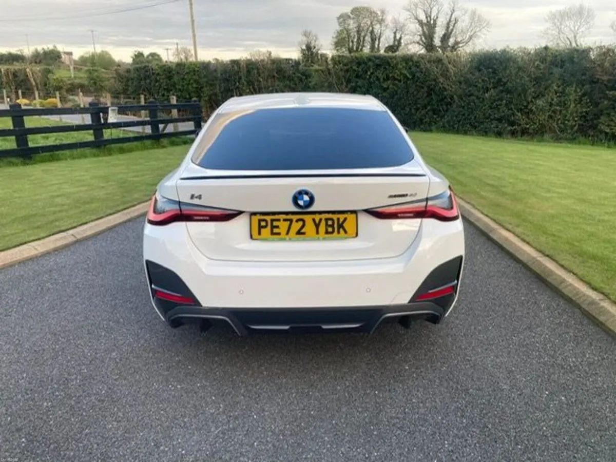 2022 BMW i4 M SPORT - Image 2