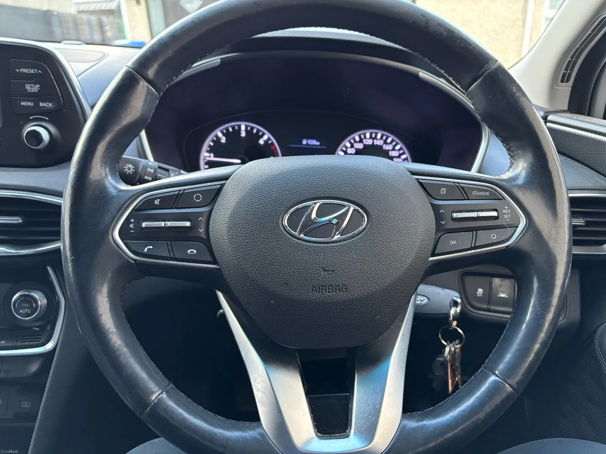 Hyundai Santa Fe 2019 - Image 4