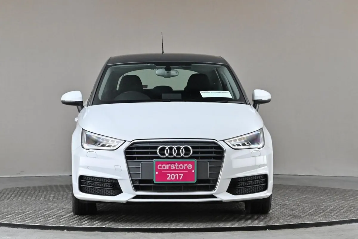 Audi A1 1.0TFSI S-TRONIC 5DR **BI-TONE ROOF**PARK - Image 3