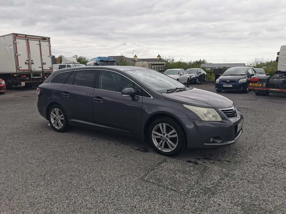 Toyota Avensis Estate - Image 1