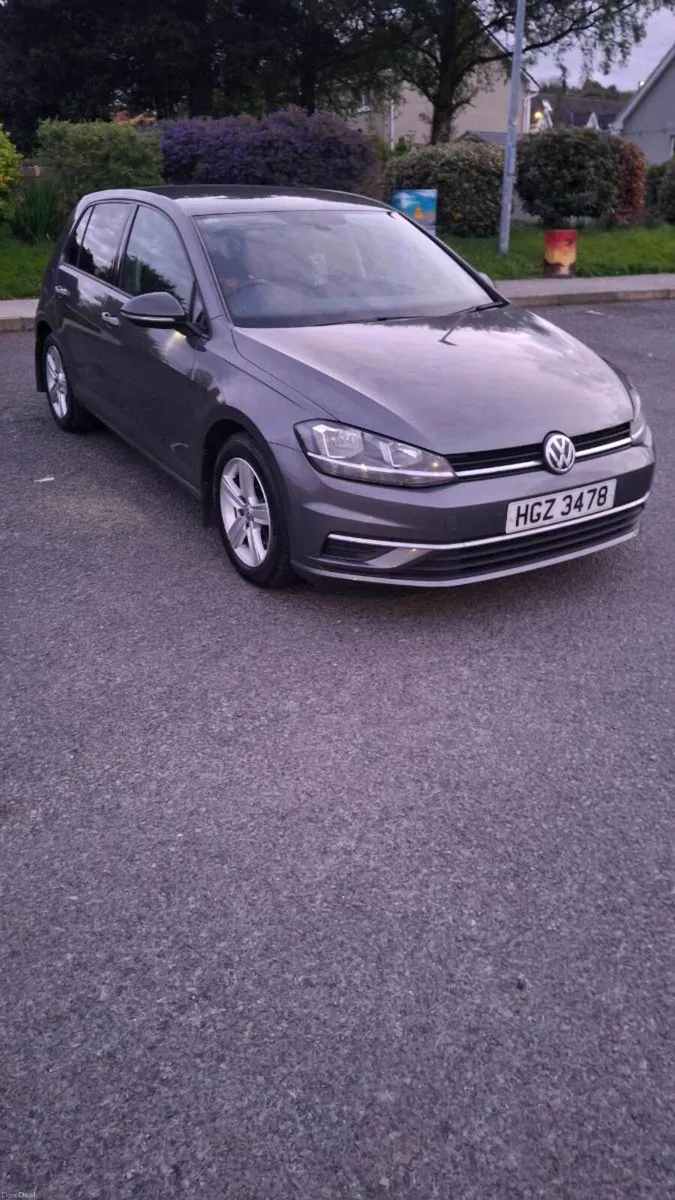 2017 Volkswagen Golf 2.0 TDI SE - Image 2
