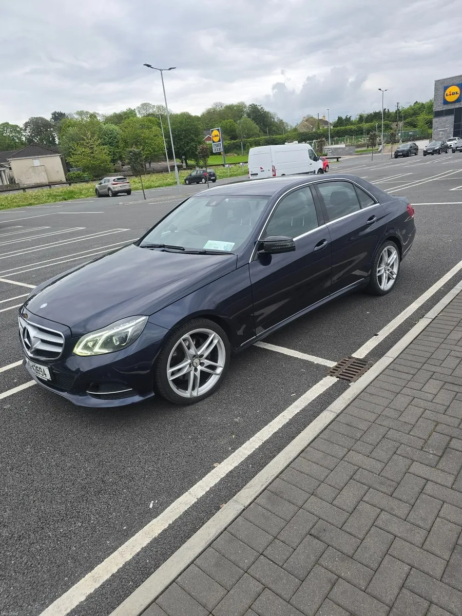 Mercedes-Benz E-Class 2015 - Image 1
