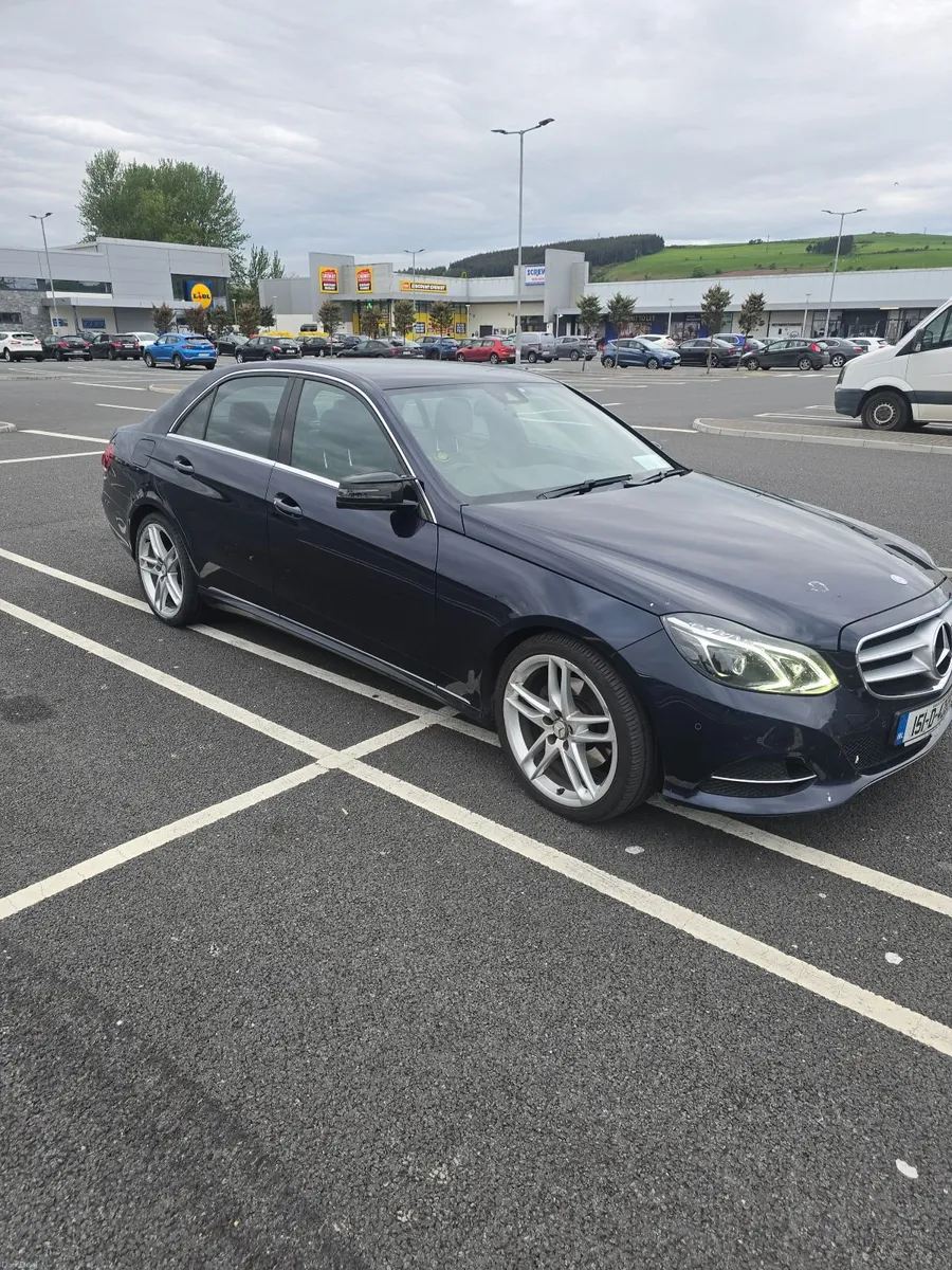 Mercedes-Benz E-Class 2015 - Image 4