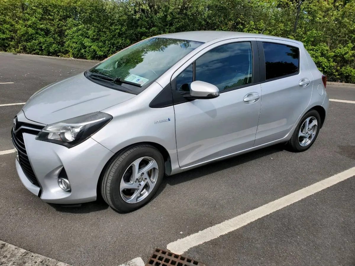 Toyota Yaris Hybrid, 5dr, Automatic - Image 6