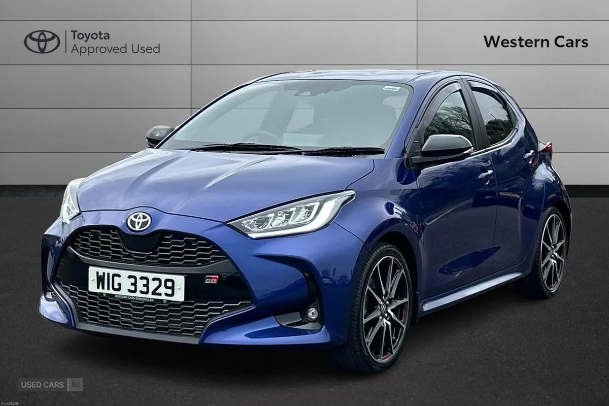 Toyota Yaris 1.5 VVT-h GR SPORT E-CVT Euro 6 (s/s) - Image 3