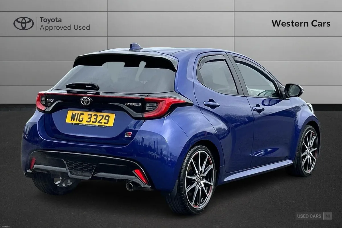 Toyota Yaris 1.5 VVT-h GR SPORT E-CVT Euro 6 (s/s) - Image 2
