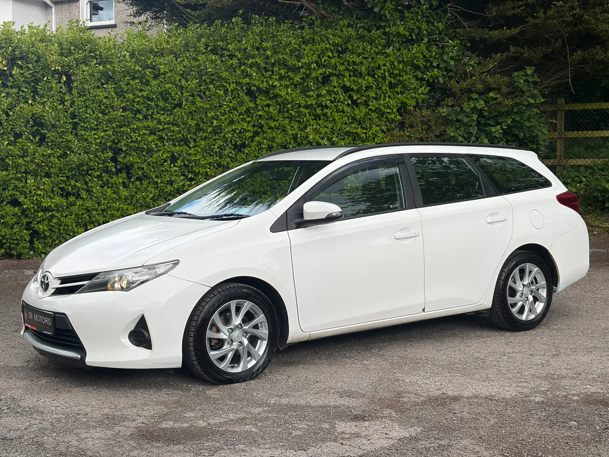 2014 TOYOTA AURIS ESTATE 1.4D4D TERRA NEW NCT 2027 - Image 3