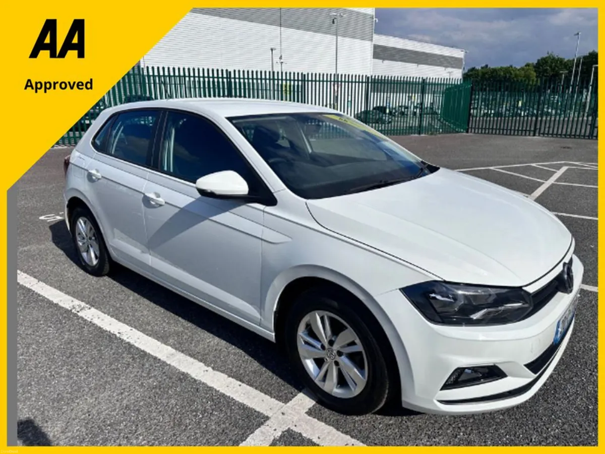 Volkswagen Polo 1.0 PETROL, TREND LINE, LOW MILEAG - Image 3