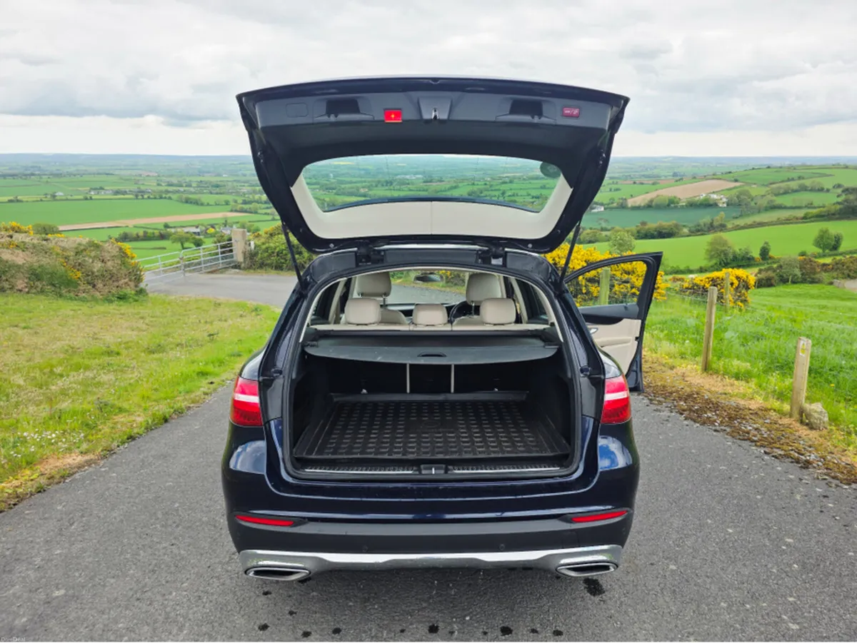 Mercedes-Benz GL-Class 220 D 4MATIC AUTO FINANCE A - Image 3