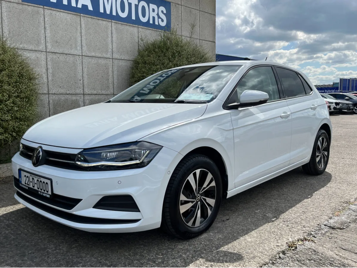 Volkswagen Polo COMFORTLINE AUTOMATIC 1.0 PETROL / - Image 4