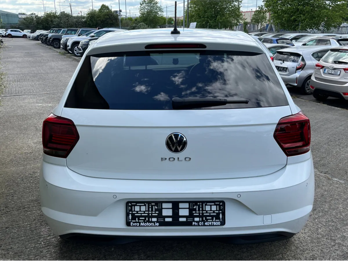 Volkswagen Polo COMFORTLINE AUTOMATIC 1.0 PETROL / - Image 6