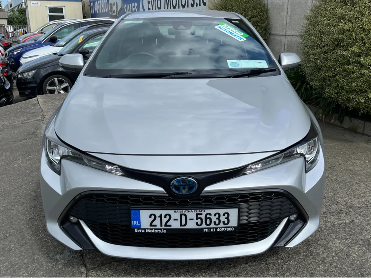 Toyota Corolla LUNA HATCHBACK AUTOMATIC HYBRID 1.8 - Image 2