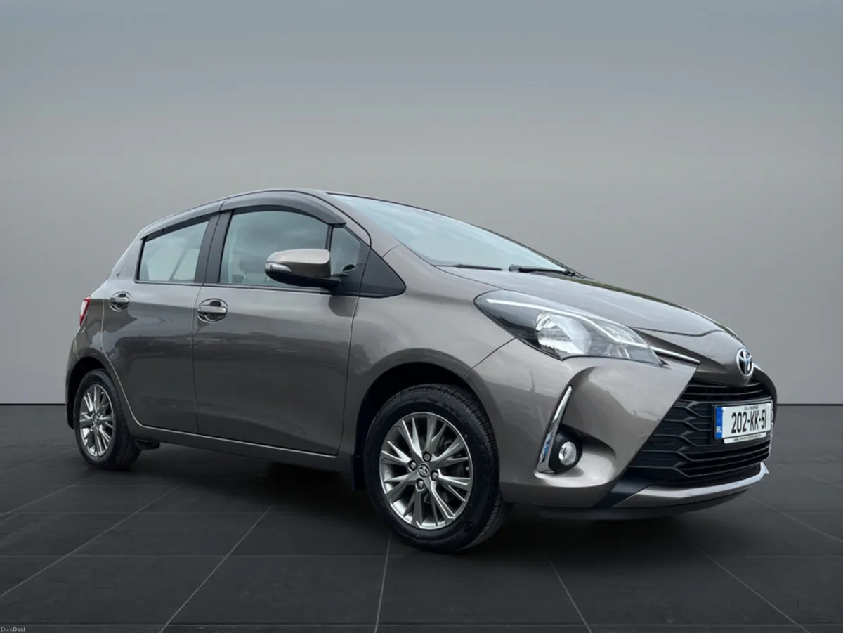 Toyota Yaris 1.0 LUNA 4DR - Image 1