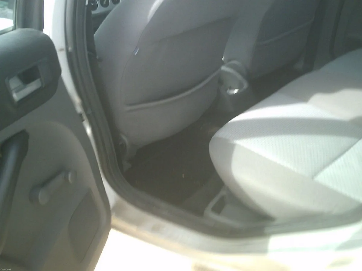 Ford Focus 2008 - Image 4