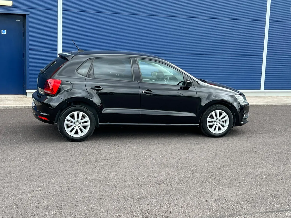 17 VW Polo 1.2 TSI Automatic DSG like new - Image 4