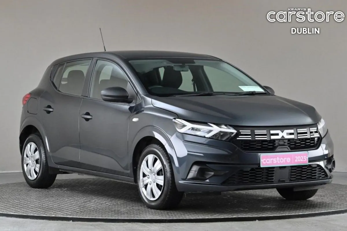 Dacia Sandero 1.0 TCE ESSENTIAL 90BHP 5SPD NBI - Image 1
