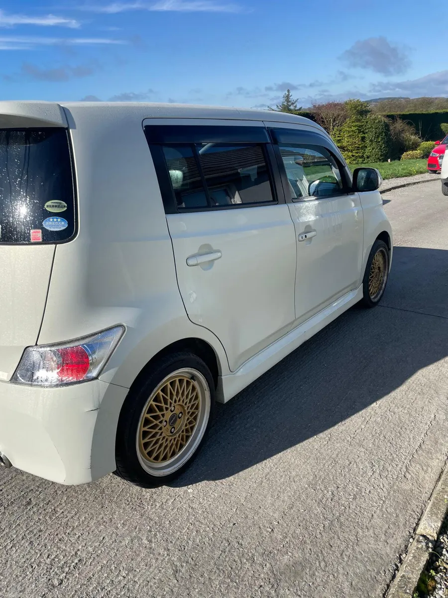 Toyota bB 2011 - Image 3
