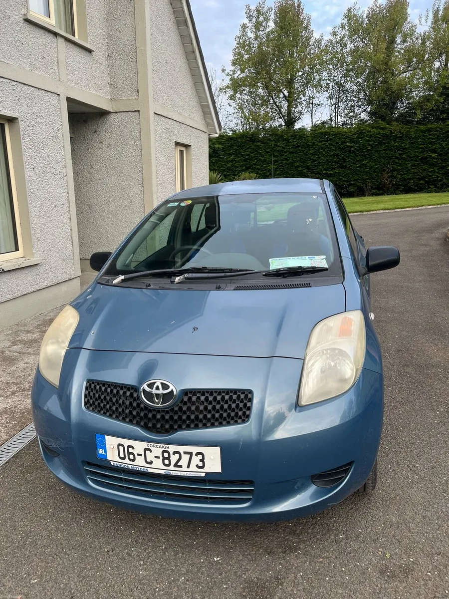 Toyota Yaris low mileage nct and tax - Image 2