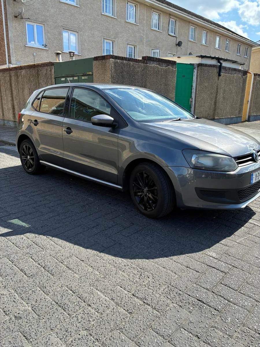 Car - Image 1