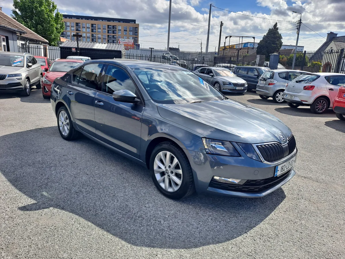 Skoda Octavia 2018 AMBITION 1.6 TDI 115HP 4DR - Image 1