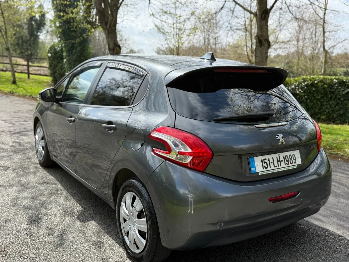 2015 Peugeot 208 - Image 3