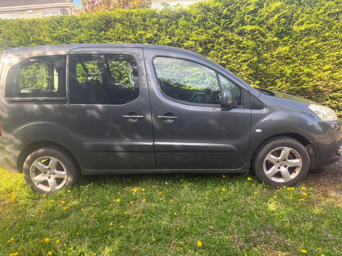 Peugeot Partner Tepee 2015 - Image 2
