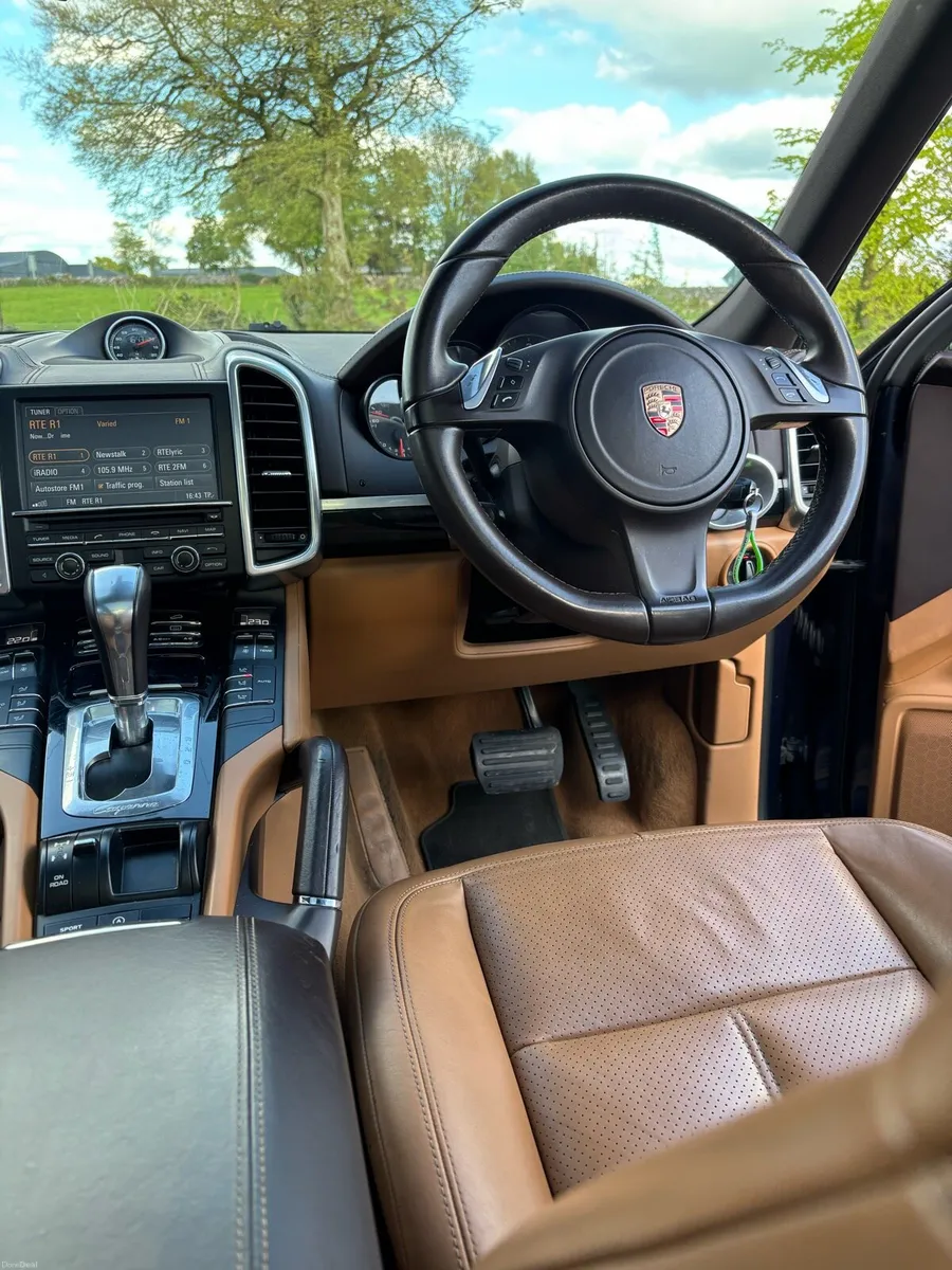 Porsche Cayenne 3.0 N1 5 seat - Image 4