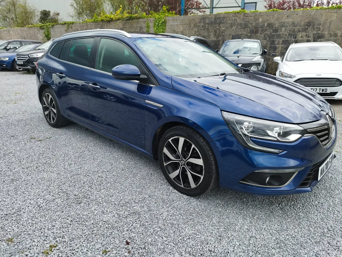 2020 Renault Megane 1.5 dci iconic 115 bhp - Image 3