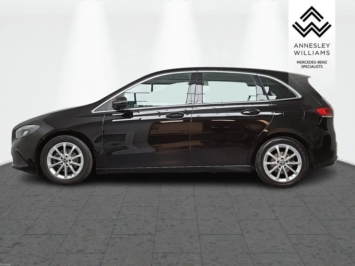 Mercedes-Benz B-Class B180d Auto Style - Image 5