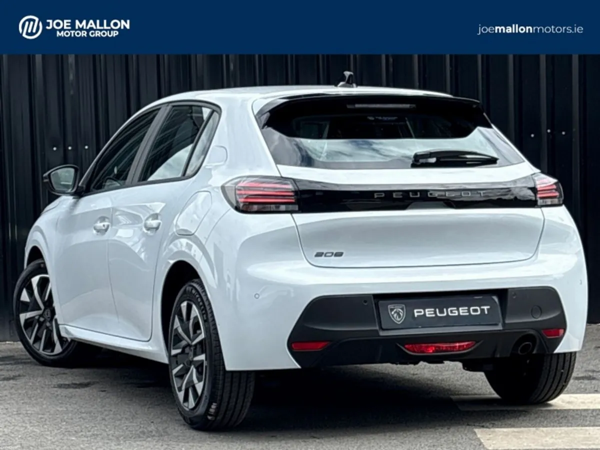 Peugeot 208 All New Style 1.0 Petrol Turbo 100HP 6 - Image 3