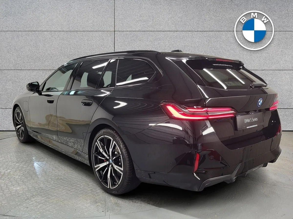 BMW 5-Series 530e M Sport Pro Touring - Image 3